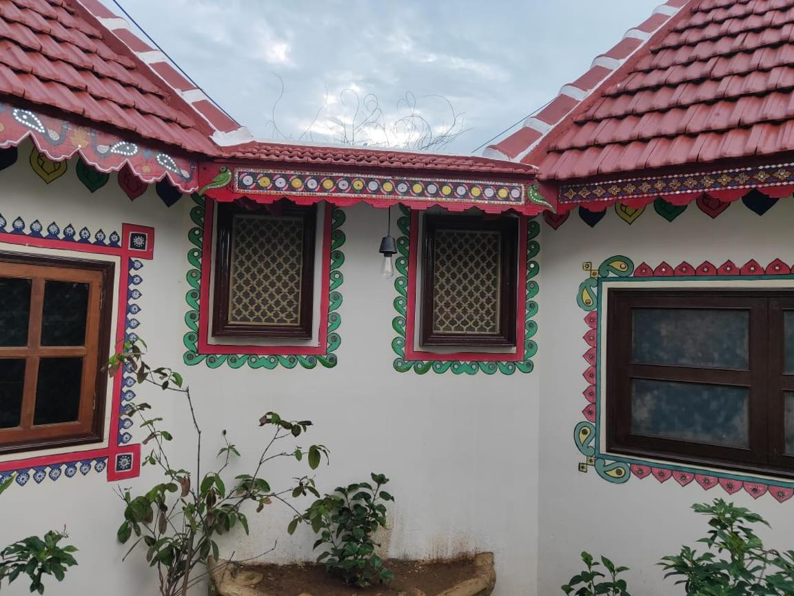Shyam Home Stay Bhuj Luaran gambar